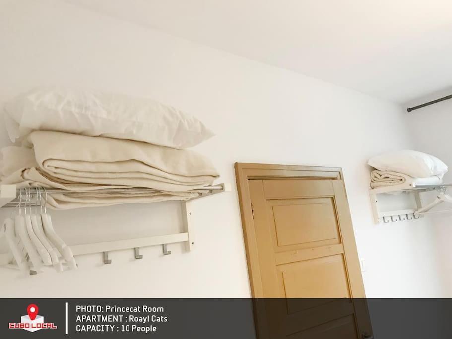Royal Cats Apartment Porto Bagian luar foto